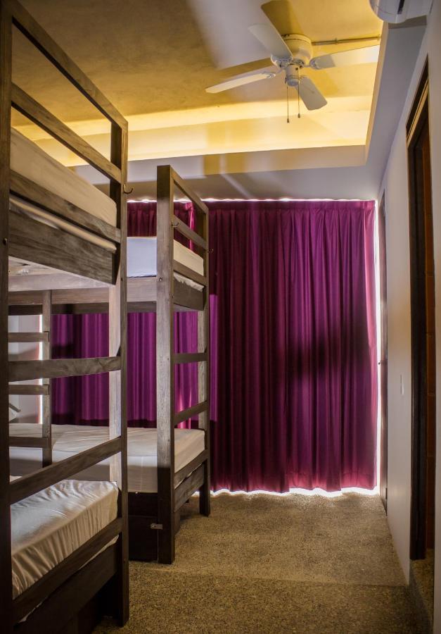 Los Muertos Hostal 巴亞爾塔港 外观 照片